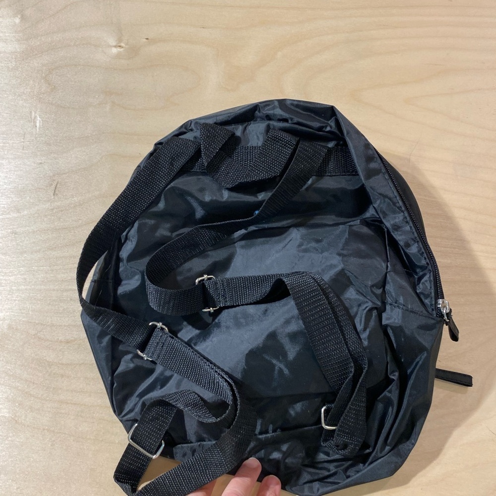 Pooh Mini Backpack (EZ) - Picture 7 of 11